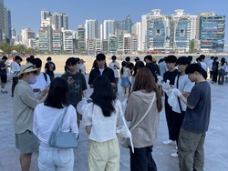 24.06.18.부경지역 의과대학 봉사활동 단체 - 광안리 환경정화 (19).jpg